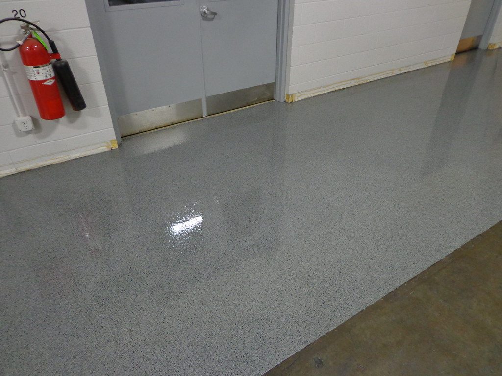 Commercial flake floor